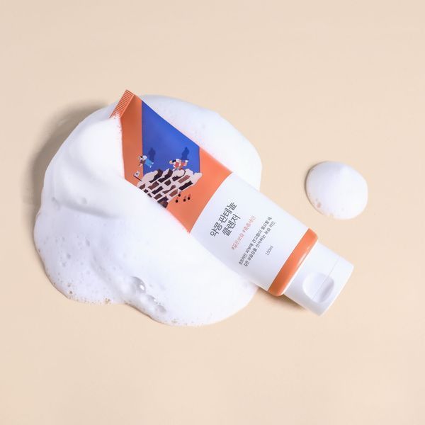 Пенка для умывания с экстрактом соевых бобов и пантенолом ROUND LAB Soybean Panthenol Cleanser 1451 фото