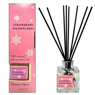 Аромадиффузор Bath & Body Works Strawberry Snowflakes Brand Collection 85 мл 1662 фото