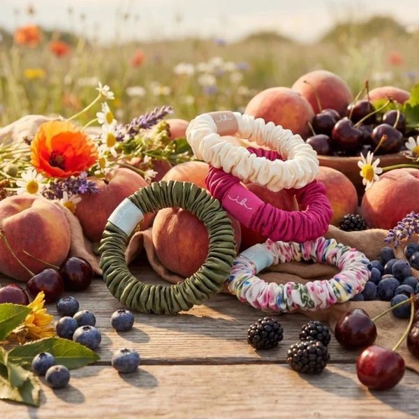 Резинка-браслет для волос invisibobble BEAUTIES Wildflower Blossom Dreams 3025 фото