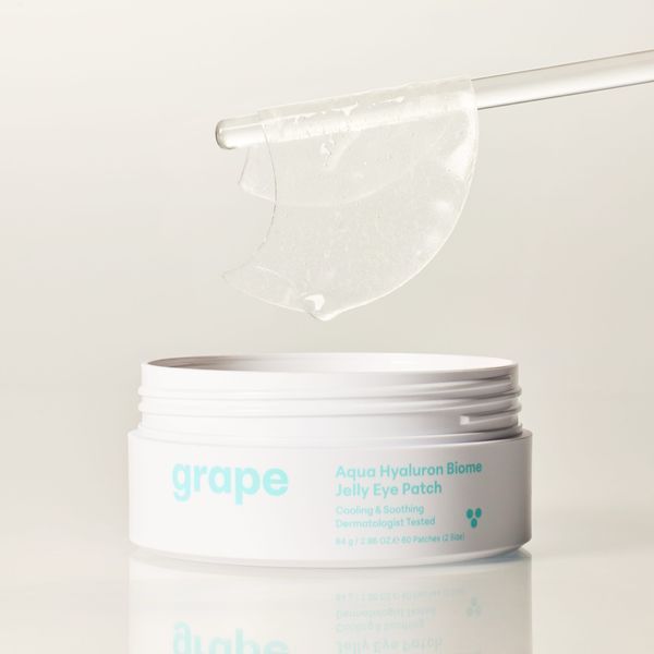 Патчи для кожи вокруг глаз с экстрактом зелёного винограда THANK YOU FARMER Grape Aqua Hyaluron Biome Jelly Eye Patch, 60 pcs  1980 фото