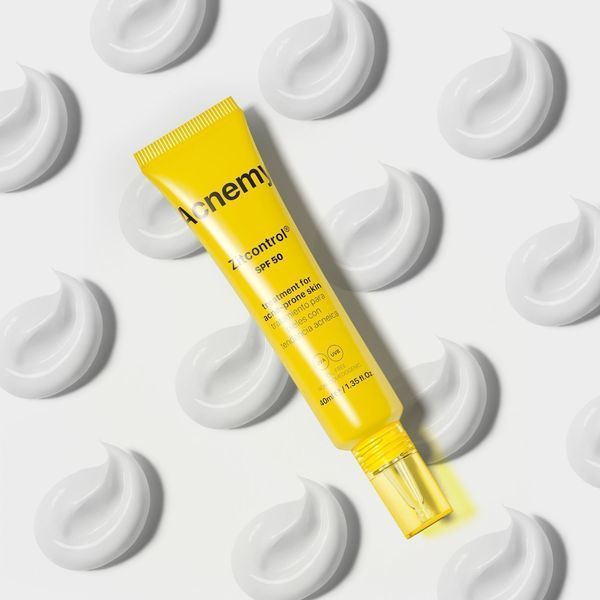 Солнцезащитный крем для кожи склонной к акне Acnemy Zitcontrol SPF 50 40 мл 2826 фото