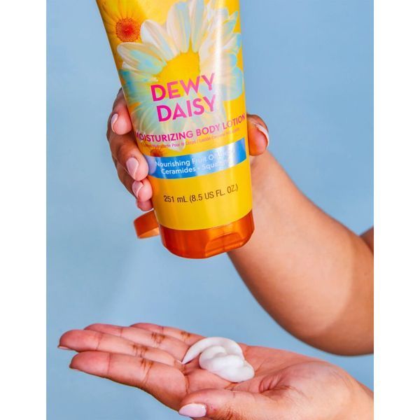 Лосьйон для тела Tree Hut Dewy Daisy Hydrating Body Lotion 1144 фото