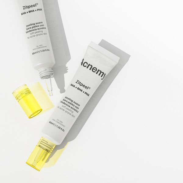 Ніжний пілінг для шкіри, схильної до акне Acnemy Zitpeel AHA + BHA + PHA Soft Peeling For Acne-Prone Skin 2129 фото