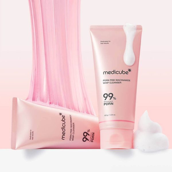 Очищающая пенка с полинуклеотидами и ниацинамидом Medicube PDRN Pink Niacinamide Whip Cleanser, 120 г 2736 фото