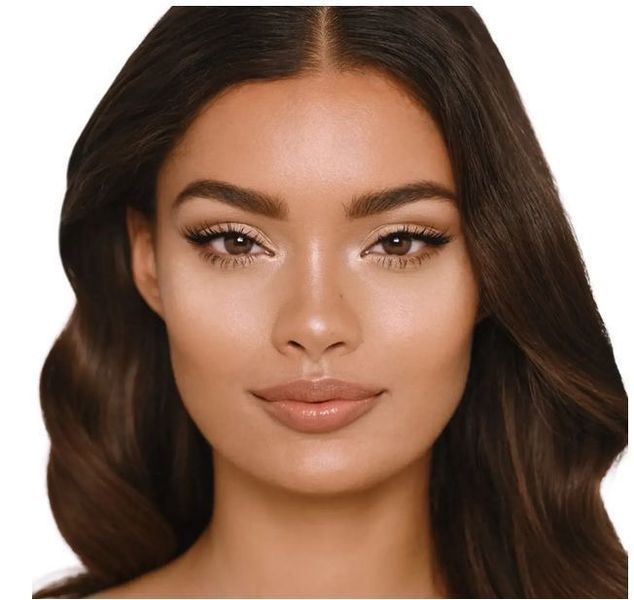 Хайлайтер Charlotte Tilbury Hollywood Glow Glide Face Architect (Champagne Glow) 2001 фото