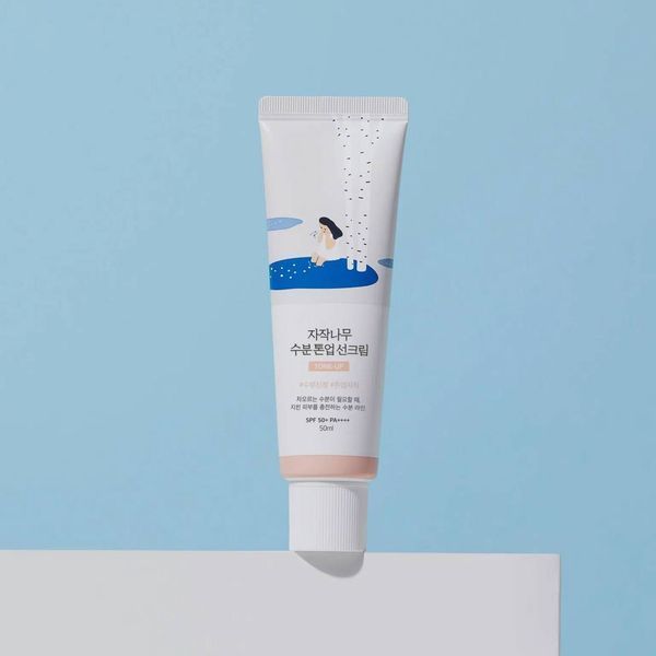 Тонувальний сонцезахисний крем ROUND LAB Birch Juice Moisturizing Tone Up Sunscreen 873 фото